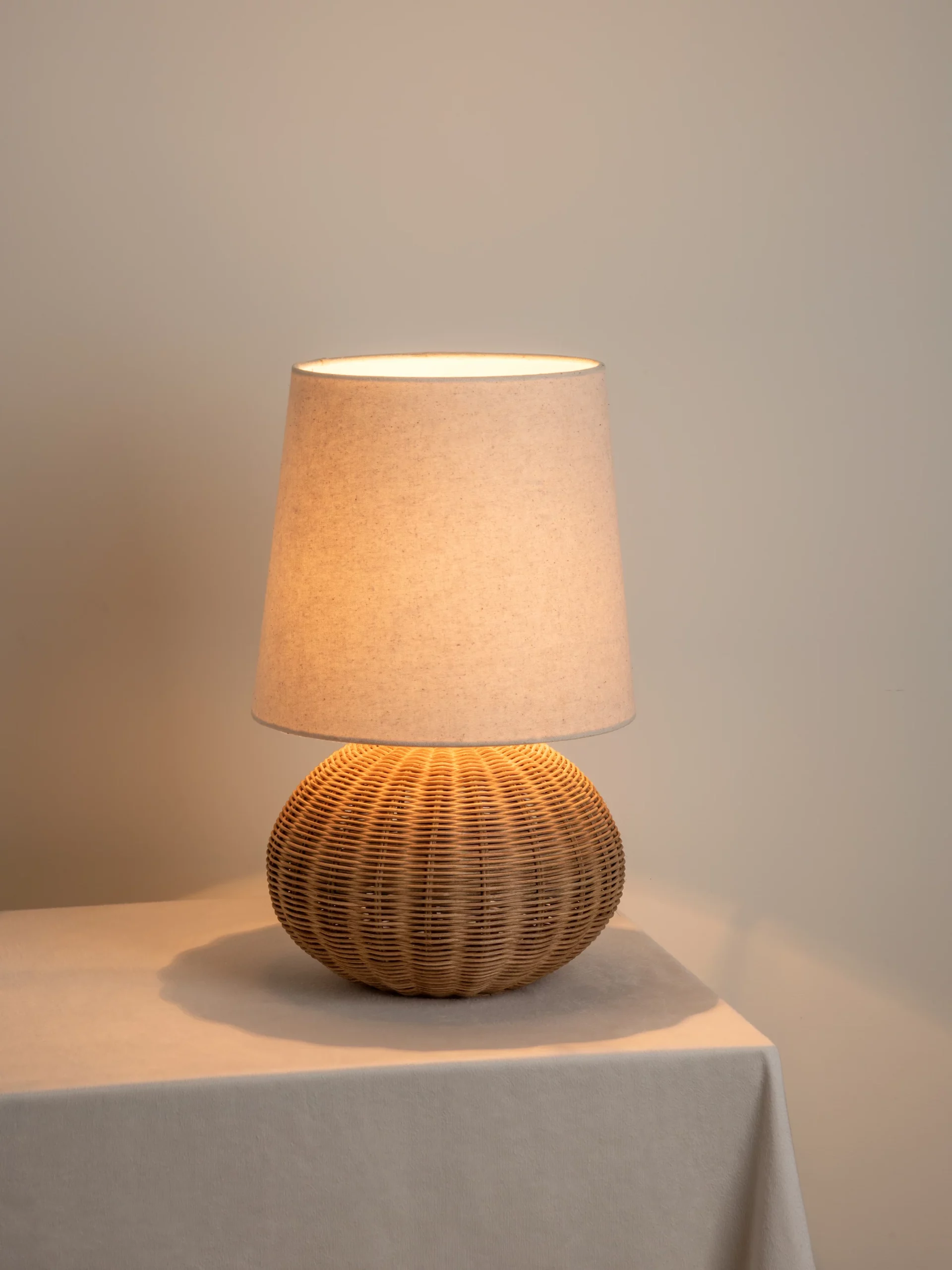 VIRAX Soldes Boutique -VIRAX Soldes Boutique lightsandlamps.com Sanvirattantablelamp 3 scaled